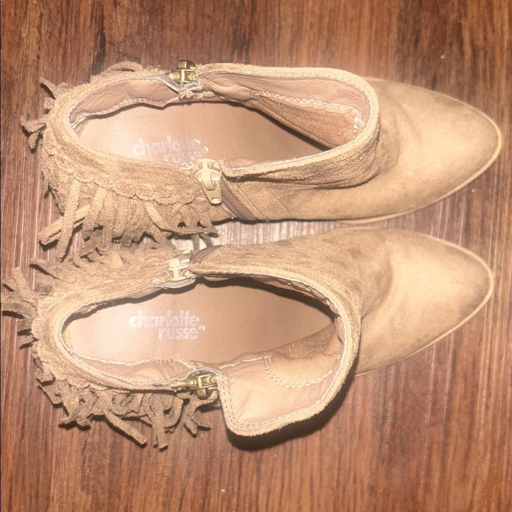 Charlotte Russe tan tassel pointed toe ankle booties/boots size 6 - Picture 6 of 6